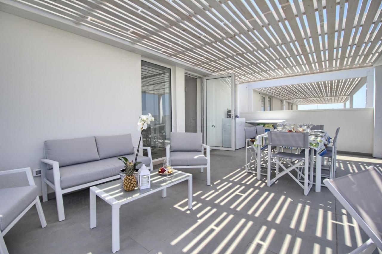Jacuzzi Holiday Homes By Lovesud Santa Maria di Leuca Buitenkant foto