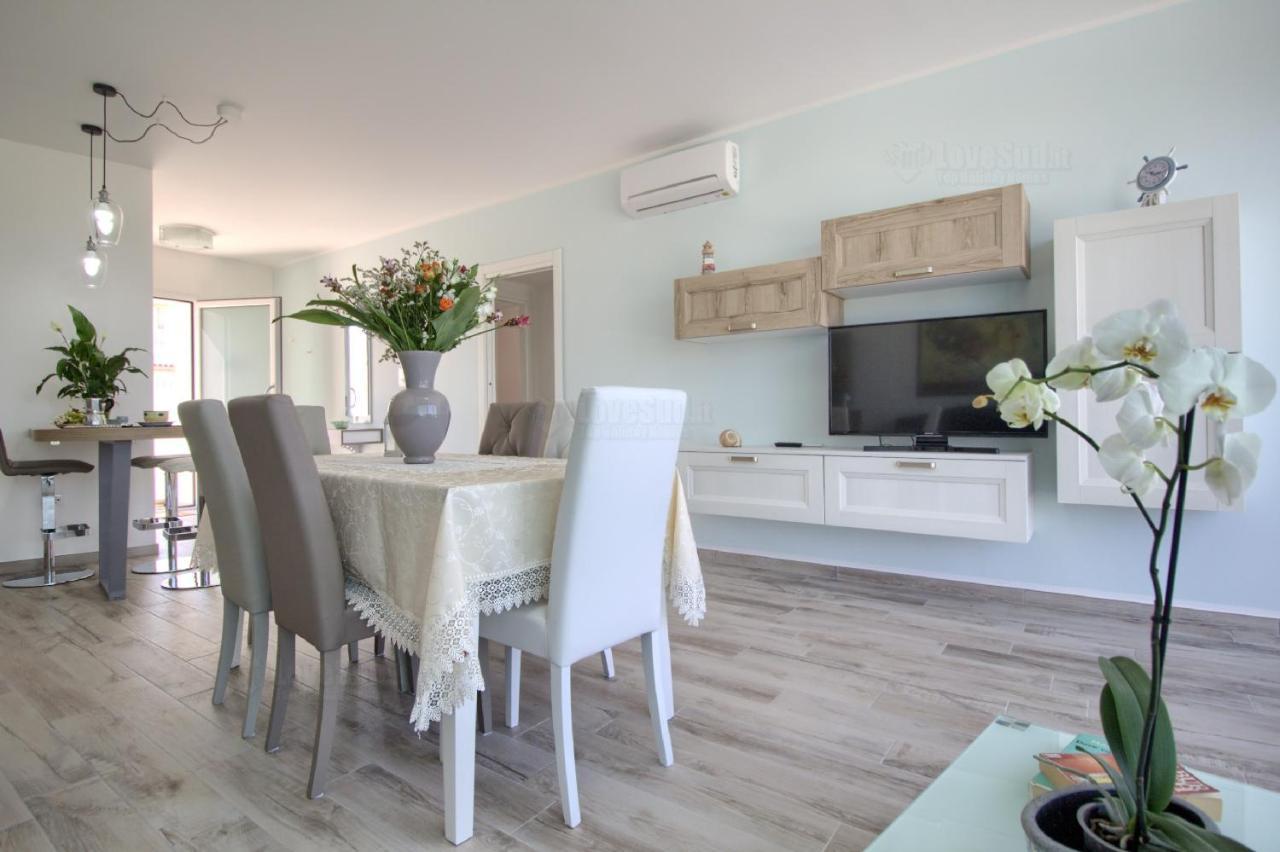 Jacuzzi Holiday Homes By Lovesud Santa Maria di Leuca Buitenkant foto