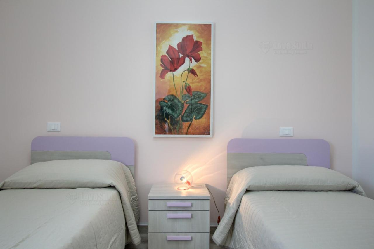 Jacuzzi Holiday Homes By Lovesud Santa Maria di Leuca Buitenkant foto
