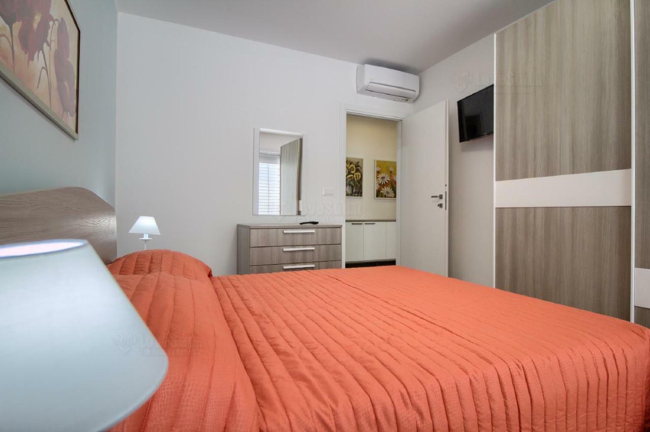 Jacuzzi Holiday Homes By Lovesud Santa Maria di Leuca Buitenkant foto